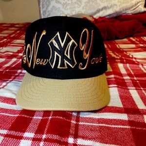 Custom Empire State NY Yankees fitted hat size 7 1/4 can make in other sizes.